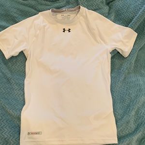 Mens L Under Armour Heat Gear Compression Shirt in White.